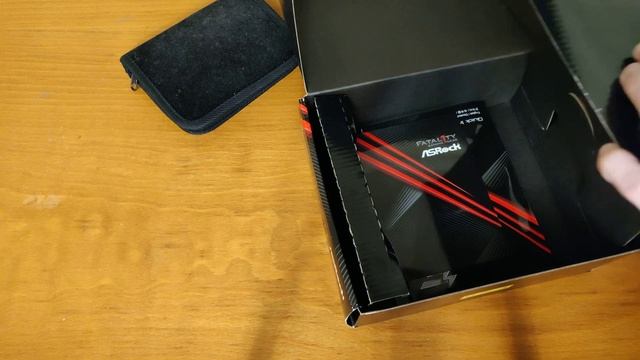 ASRock Fatal1ty B450 GAMING-ITX/AC Unboxing смотреть онлайн