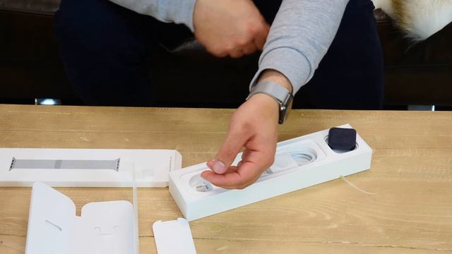Apple Watch Series 5 + Silver Milanese Loop Band Unboxing and Review смотреть онлайн