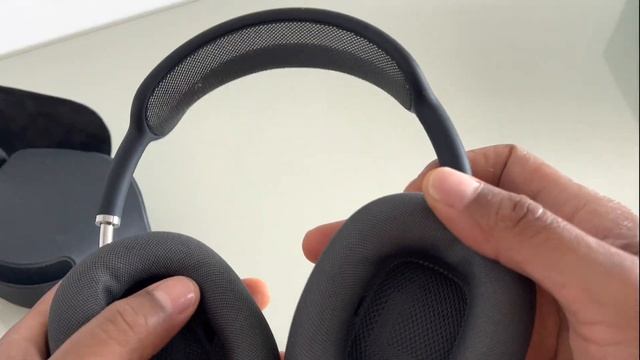 AirPods Max Headphones - The Facts смотреть онлайн