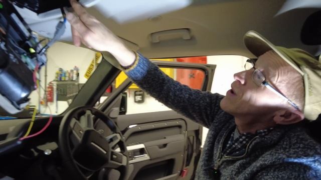 BlackVue 590x Dual Camera DashCam Install on Land Rover Defender 90 L663 part 1 - Hardware смотреть онлайн