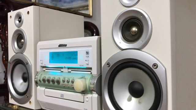 Victor W5 - 2MD - CD - Fm 108mhz - AUX . Hoạt đông OK. Zalo 0975575262 смотреть онлайн