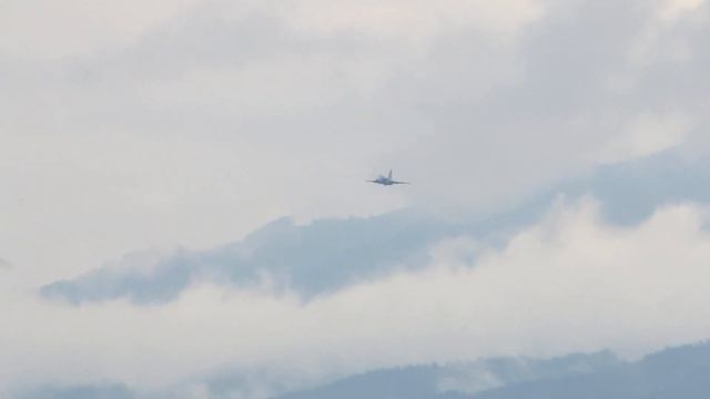 SAAB JAS-39 GRIPEN (HUNAF) Display | AIRPOWER19 смотреть онлайн