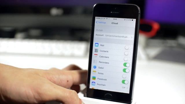 Setup And Use iCloud Keychain On iOS 7 And OS X Mavericks [How-To] смотреть онлайн