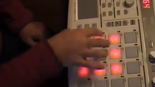 [quick review] padKontrol impro. with GarageBand смотреть онлайн