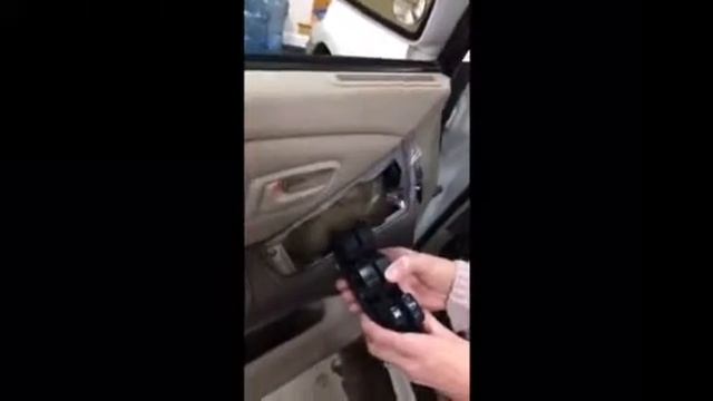 Lexus RX300 Window Switch Replacement смотреть онлайн