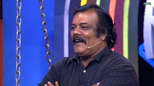 Love வேண்டாம்னு.. Genie'க்கு OK சொல்லிட்டாங்க..| RJ Vignesh Show | Blacksheep Cinemas #rjvigneshsho смотреть онлайн