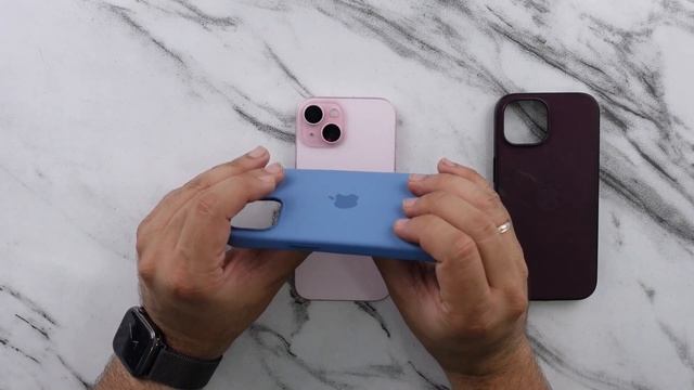 Winter Blue Apple Silicone Case Review // Blue + Pink = 😍 [iPhone 15] смотреть онлайн