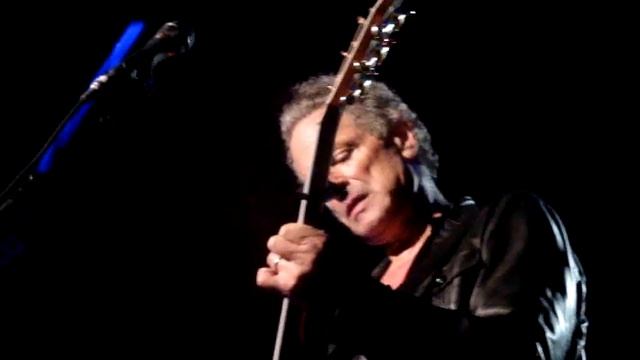 Fleetwood Mac - Never Going Back Again - 6/11/09 смотреть онлайн