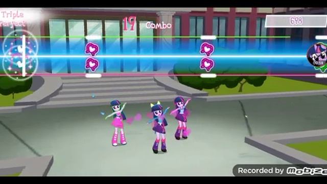3 Twilights dancing in the Equestria Girls dance game in the MLP app смотреть онлайн