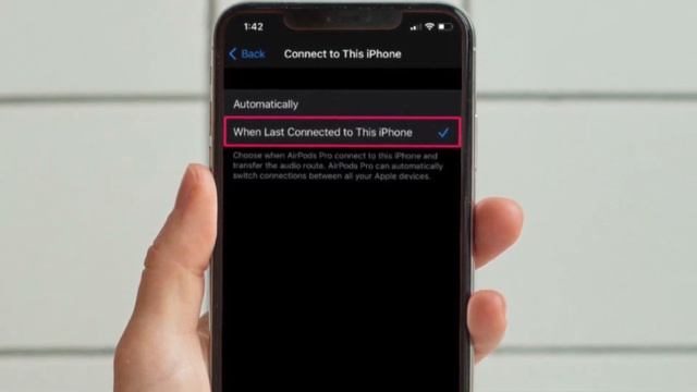How To Stop AirPods From Automatically Switching To Other Devices смотреть онлайн