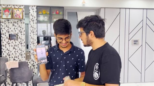 i Opened Apple Store in My House😍| Buying IMac , Iwatch & Iphone in 999₹😨 - Jash Dhoka Vlogs смотреть онлайн