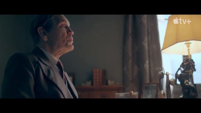 NEW LOOK Tráiler Español (2024) Ben Mendelsohn смотреть онлайн