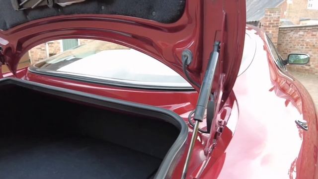 1998 Jaguar XK8 Coupe - Interior Review смотреть онлайн