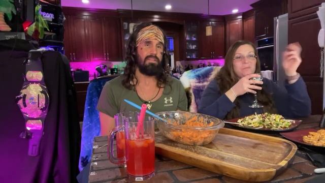 Flaming Hot BBQ Mac n Cheese / Thai Chili Mango Salad смотреть онлайн