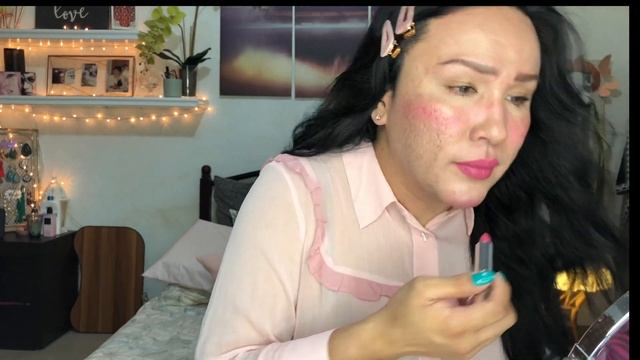 BATTLE OF THE POWDER LIPSTICKS : MAC VS Maybelline VS Sunnies Face смотреть онлайн
