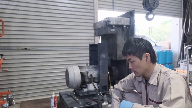 北越工業AIRMAN 2019年大型連休中に撮影 | エアーコンプレッサー販売・修理メンテナンス смотреть онлайн