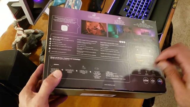 Philips Hue Play Smart LED White & Color Light Bars : Unboxing! смотреть онлайн