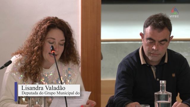 Escola da Vila Nova será requalificada, mas todo o parque escolar do concelho é preocupação смотреть онлайн