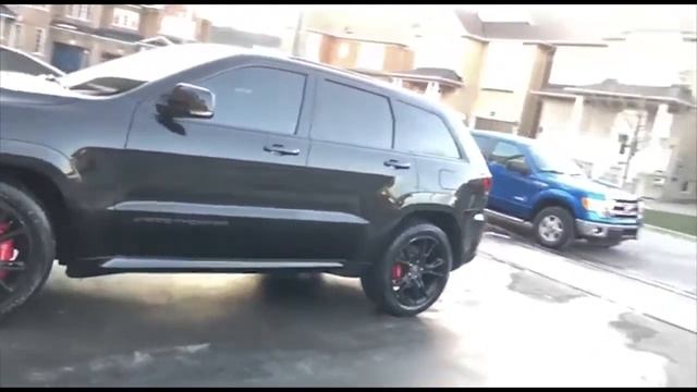 JEEP (SRT) TRACKHAWK SOUND | EXHAUST | SUPERCHARGER WHINE | COLD START COMPILATION смотреть онлайн