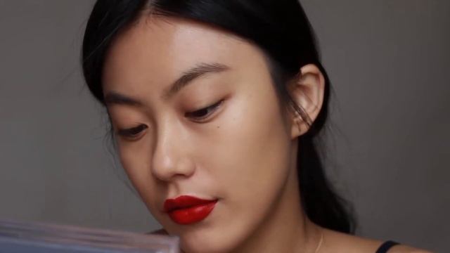 [SWATCH] Son MAC Russian Red – Màu Đỏ Trầm смотреть онлайн