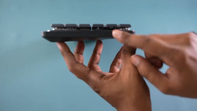 Logitech MX Mechanical Mini Hands On смотреть онлайн