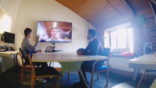 How to use Microsoft Teams Rooms for video conferencing - Featuring Jabra PanaCast смотреть онлайн