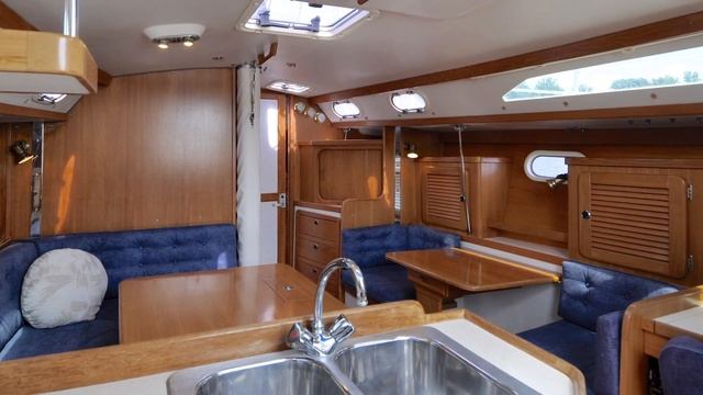 2000 Catalina 36 MkII смотреть онлайн