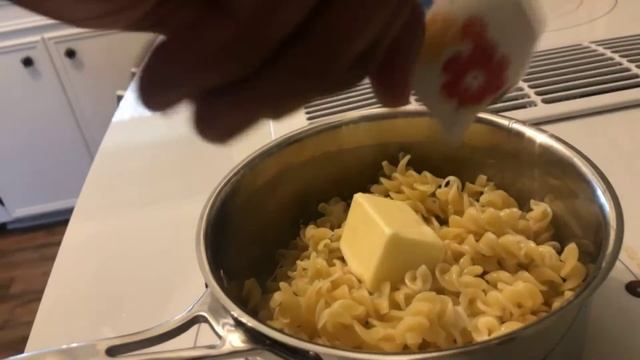 New Cheetos Mac And Cheese Cheesy Jalapeno Flavored Review смотреть онлайн