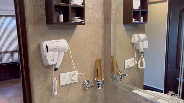 Goa Vlog Part 2 | North Goa | Beautiful Resort | Searching For Bike On Roads | Anku Vlogz смотреть онлайн