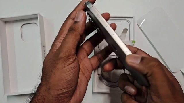 iPhone 15 Pro 256GB Natural Titanium Unboxing смотреть онлайн