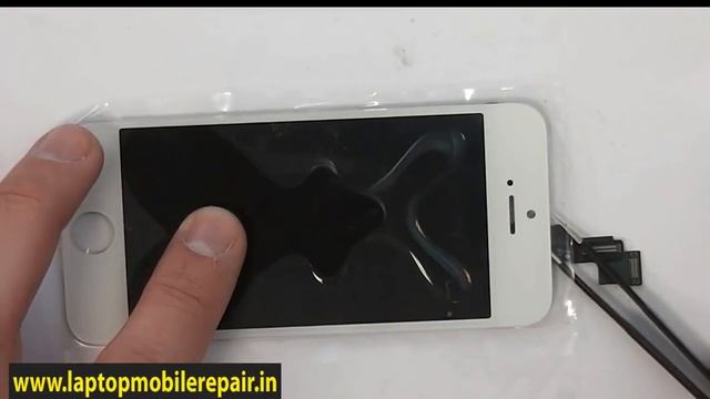 iPhone 5, 5s, and 5c front glass replacement смотреть онлайн