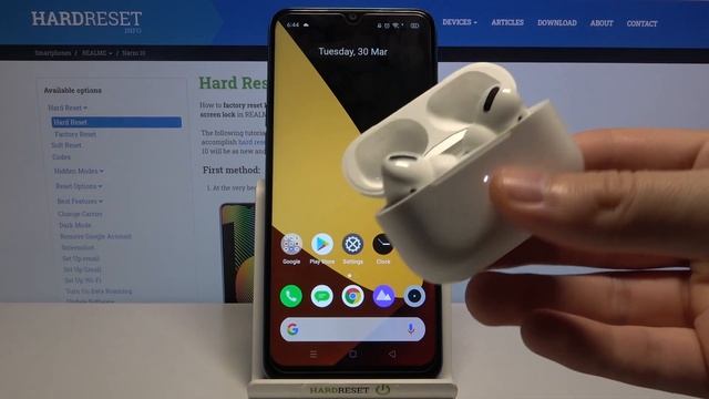 How to Connect AirPods with REALME Narzo 10 – Wireless Connection смотреть онлайн