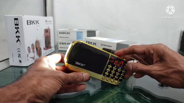 BKK Portable FM Radio Without Antenna Crystalclear sound inbuilt torch,memory card compatible #B836 смотреть онлайн
