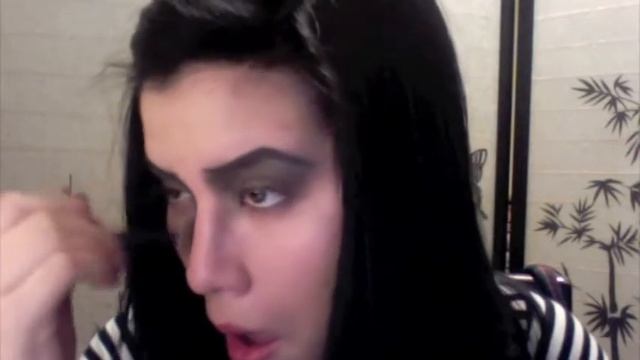 Frank-N-Furter Make-Up Tutorial смотреть онлайн