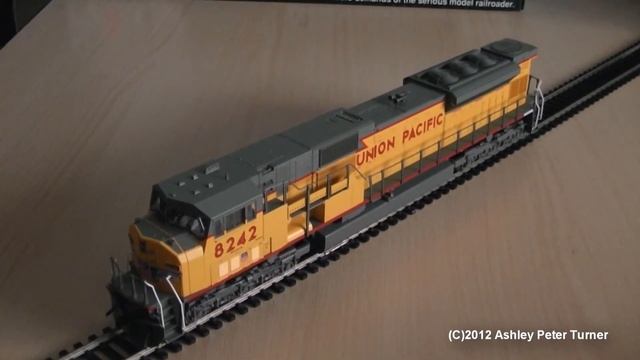 Kato 37-6362 EMD SD90/43MAC Diesel Locomotive Union Pacific Review (HO Scale) HD смотреть онлайн
