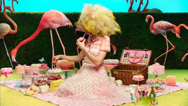 M·A·C Flamingo Park смотреть онлайн