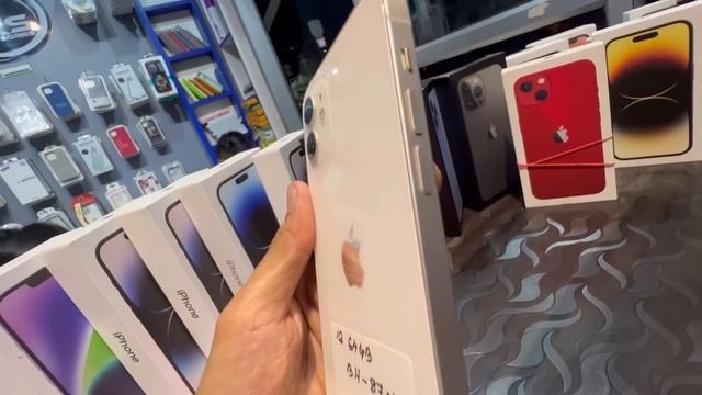 iphone used and seal available stock смотреть онлайн