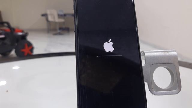 Big Software Update for iPhone & Apple Watch (2023) смотреть онлайн