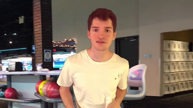 Mac Leo - Bowling Alley (Official Music Video) смотреть онлайн