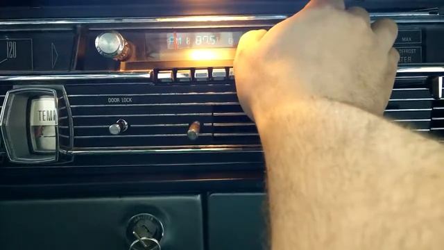 1964 Lincoln Continental RetroSound Radio смотреть онлайн