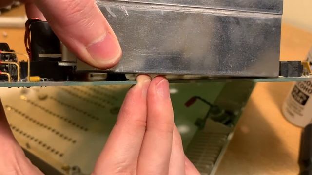 Apple IIc - Cleaning, inspection and a surprise смотреть онлайн