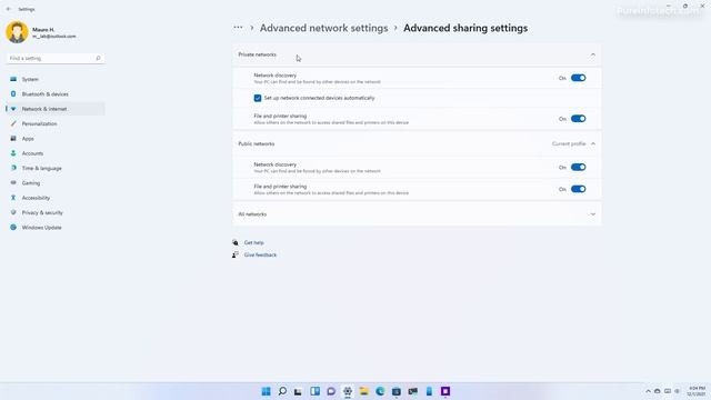 Windows 11 build 22509: Disable (almost) Start Recommended items, Taskbar clock all monitors, more смотреть онлайн