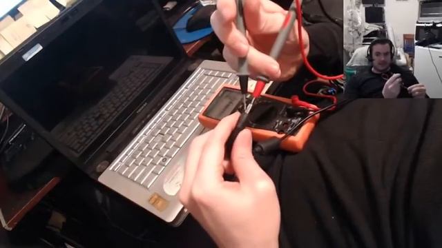 How To Test AC/DC Adapter Laptop Power Supply Output смотреть онлайн