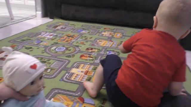 Малыш Саша и Поведение ребенка смотреть онлайн