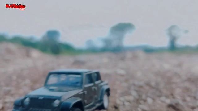 offroad miniatur jeep wrangler Skala 1/65, Tomica 80 Adventure смотреть онлайн