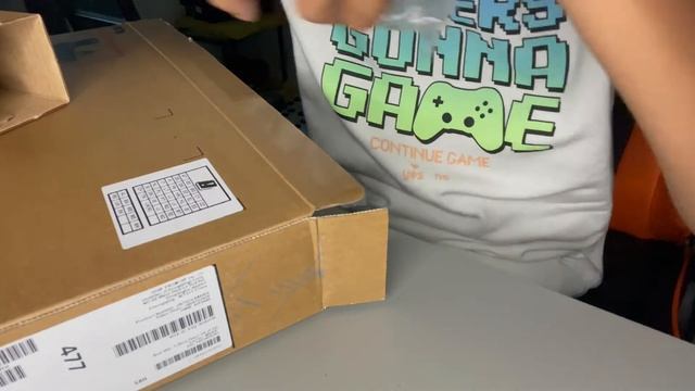 MY NEW LAPTOP (HP PAVILION) ITS INSANE 🔥🔥 смотреть онлайн