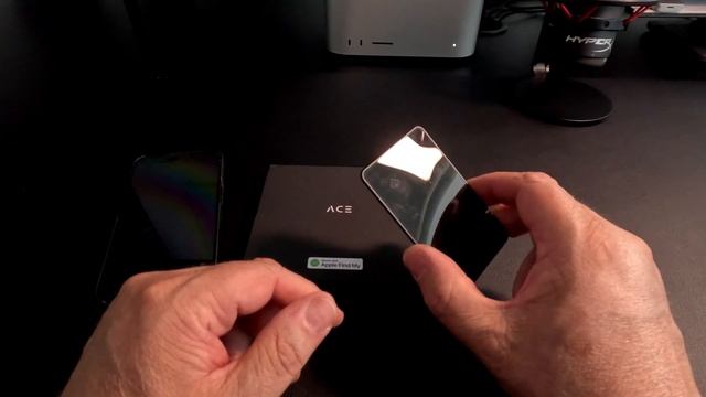 Never Lose Your Wallet Again! AceCard Review – The World's Thinnest Tracker (Not Sponsored) смотреть онлайн