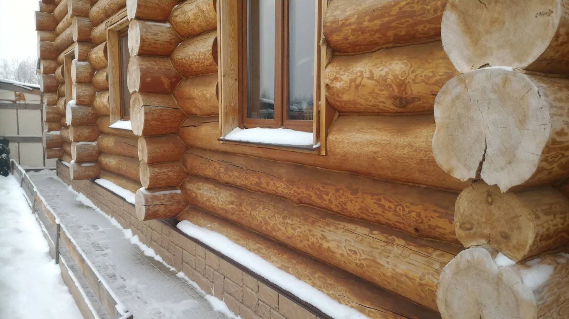 Зачем бревна обрабатывают Масловоск Анта. Обработка Маслом и воском бревна и бруса снаружи и внутри. смотреть онлайн