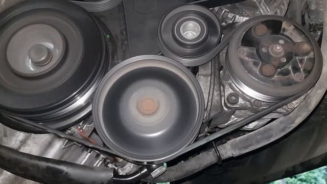 VW T4 2,5l TDI Keilrippenriemen + Schwingungsdämpfer neu смотреть онлайн