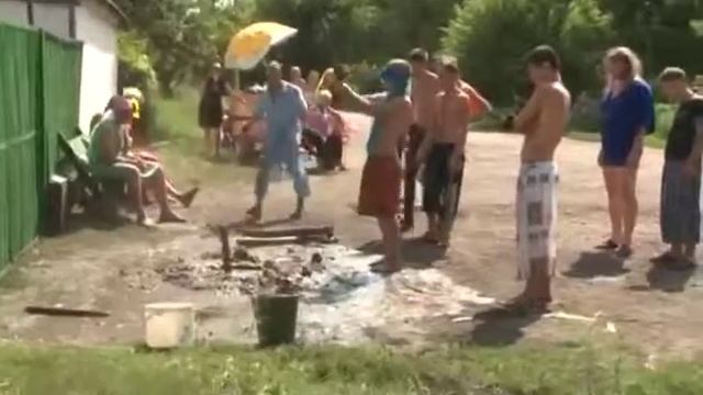 Удар в голову смотреть онлайн